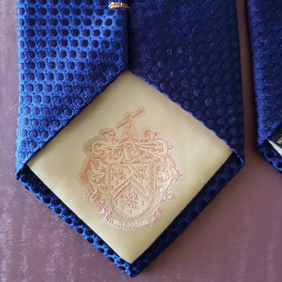 Donald J. Trump Collection New Silk Necktie - Picture 5 of 6